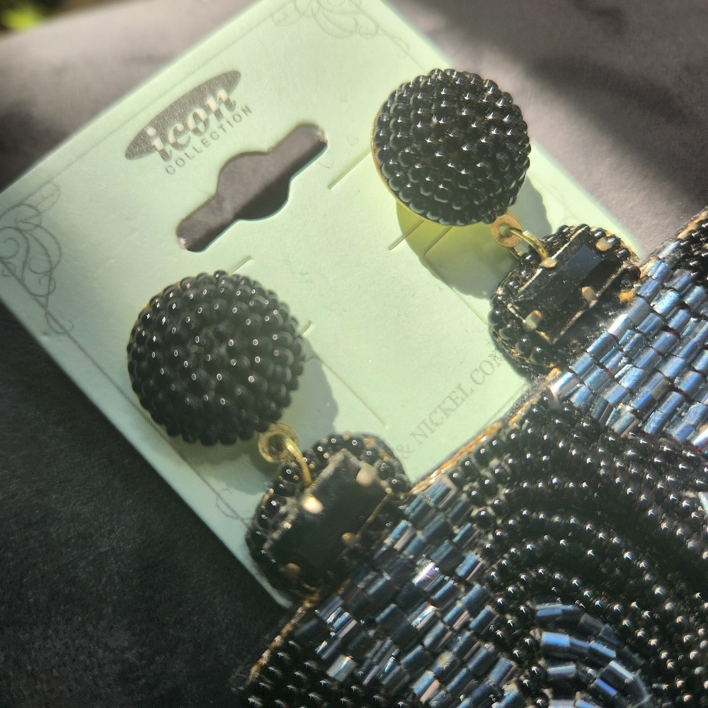 Sold!!! Beautiful Black and Silver Beaded Tassel Earrings - Picture 5 of 16